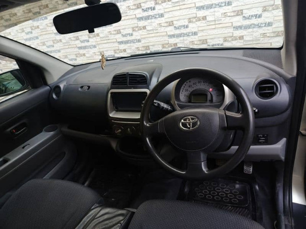 toyota-passo-2009-big-4