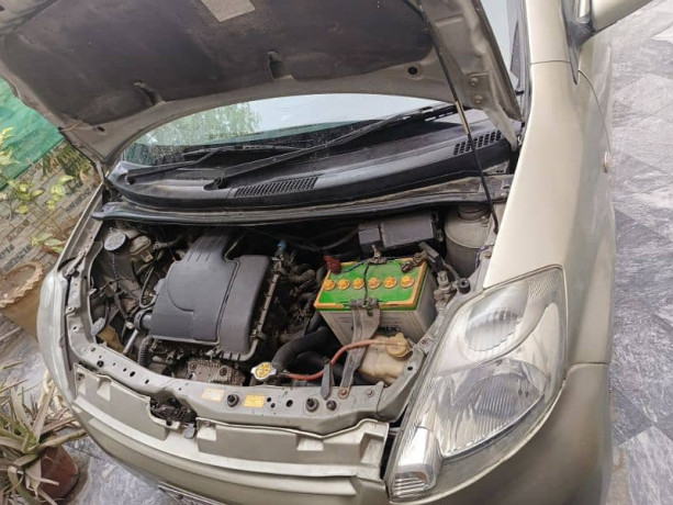 toyota-passo-2009-big-9