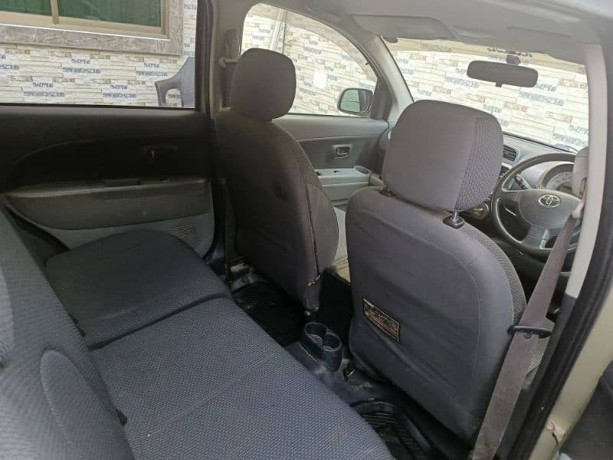 toyota-passo-2009-big-3