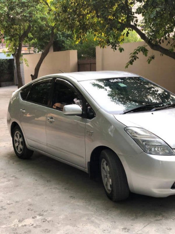 toyota-prius-2008-big-2