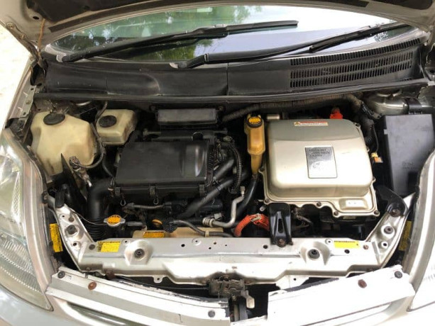 toyota-prius-2008-big-1