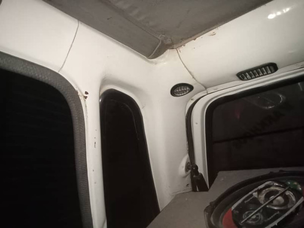 suzuki-mehran-vxr-2004-big-17