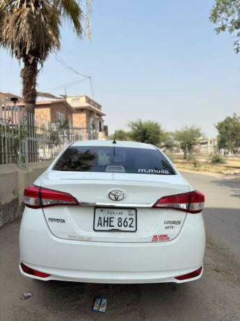toyota-yaris-2022-13-ativ-big-1