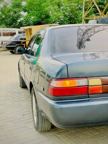 toyota-corolla-20-d-1993-big-3