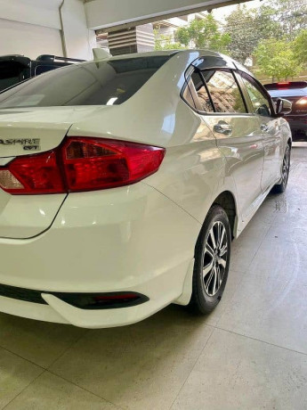 honda-city-aspire-2022-big-4