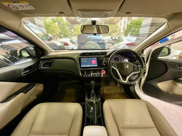 honda-city-aspire-2022-big-6