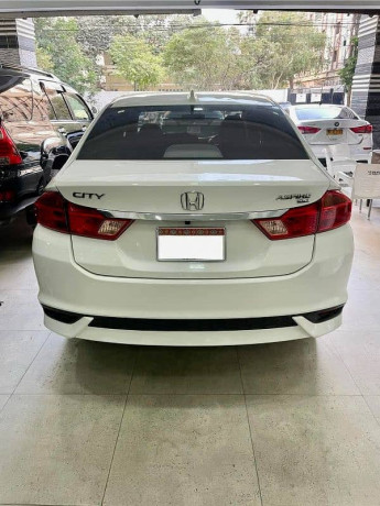 honda-city-aspire-2022-big-1