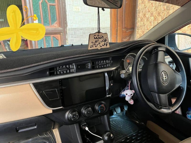 toyota-corolla-gli-2015-btob-genuine-big-6