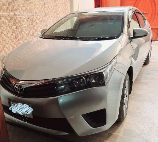 toyota-corolla-gli-2015-btob-genuine-big-0