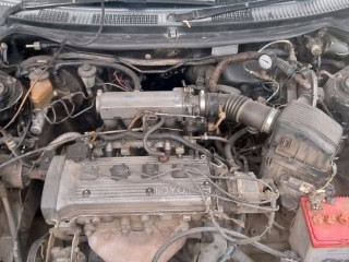 toyota-corolla-xe-1996