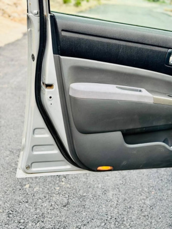 prius-15-big-9