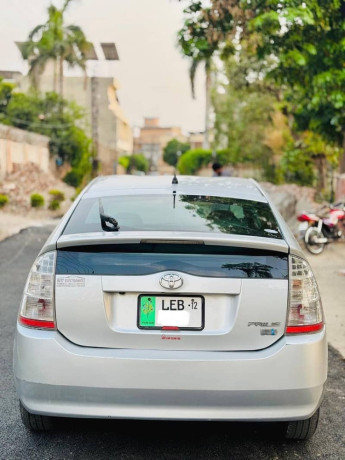 prius-15-big-3
