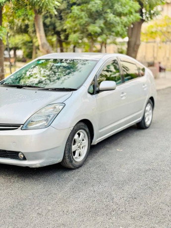 prius-15-big-4
