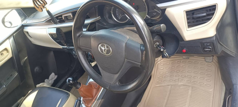 toyota-corolla-xli-2016-big-2