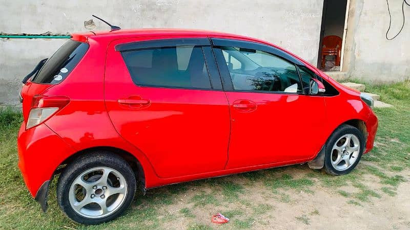 toyota-vitz-2012-total-guneune-mechanically-ok-all-documents-clear-big-3