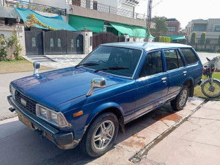toyota-corona-1979-rt130