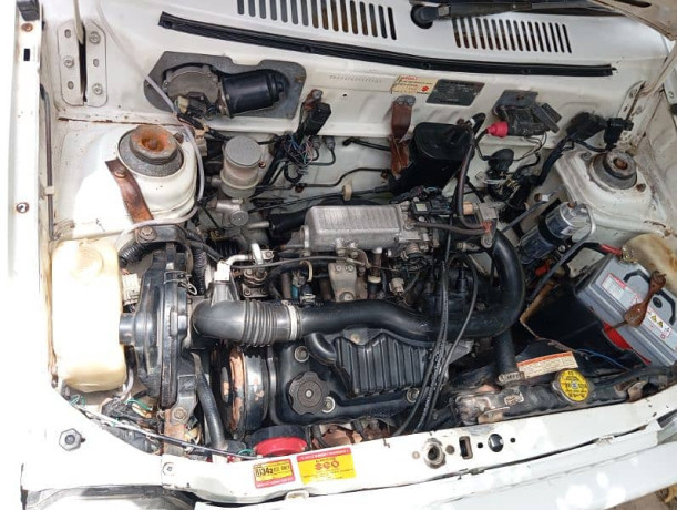 suzuki-mehran-vxr-2016-big-5