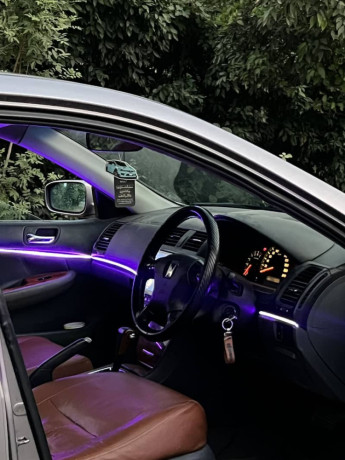 honda-accord-2003-big-4