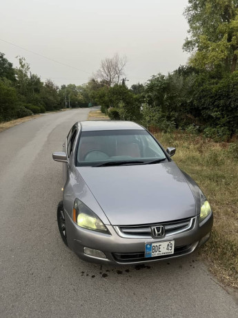 honda-accord-2003-big-0