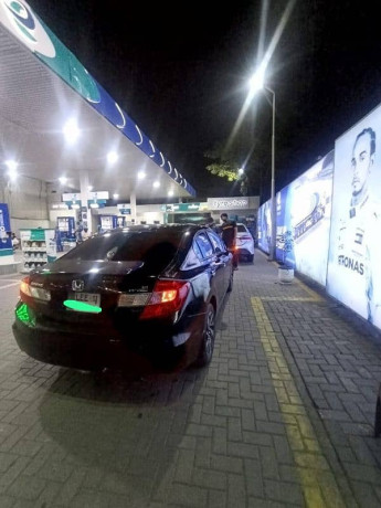 honda-civic-vti-oriel-prosmatec-2013-big-6