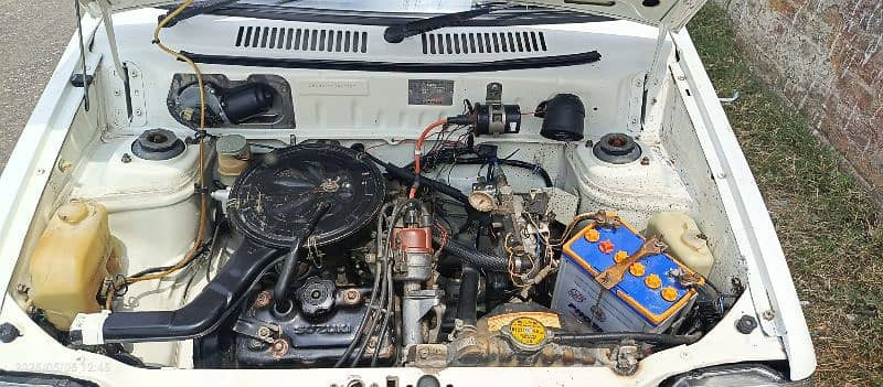suzuki-mehran-vx-2011-big-8