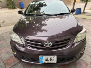 toyota-corolla-gli-2013-model-red-vine-colour-good-condition