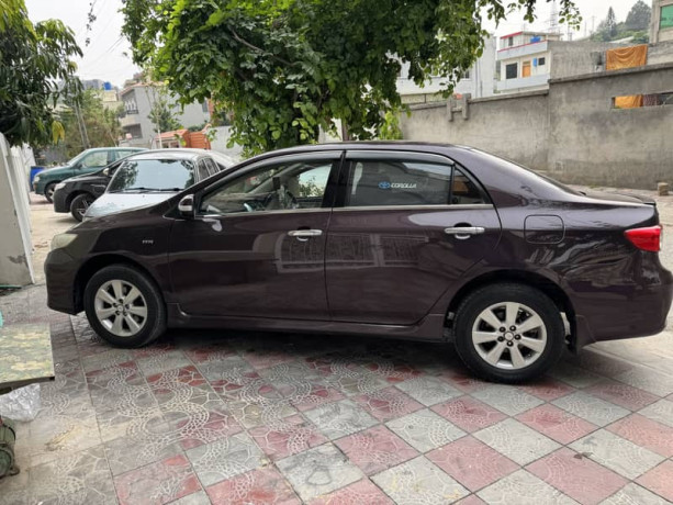 toyota-corolla-gli-2013-model-red-vine-colour-good-condition-big-4
