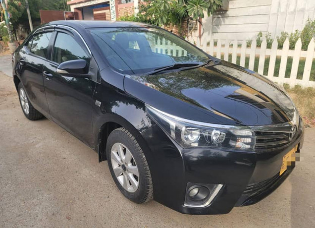 corolla-altis-2017-big-0