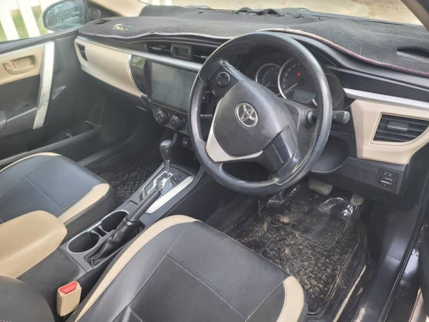 corolla-altis-2017-big-5