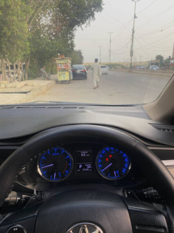 toyotta-corolla-altis-grande-cvt-i-18-big-1