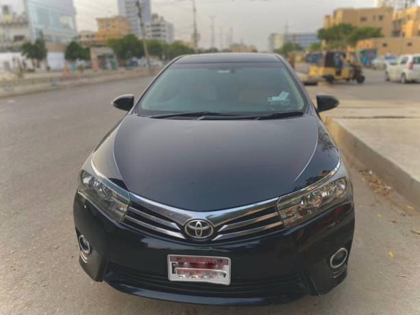toyotta-corolla-altis-grande-cvt-i-18-big-3