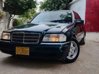 mercedes-benz-better-than-corolla-city-civic