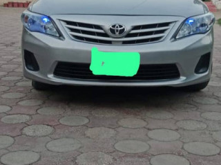 toyota-corolla-gli-model-2013limited-edition