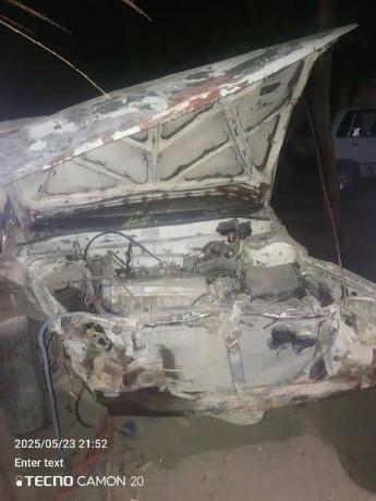 suzuki-baleno-2000-big-2