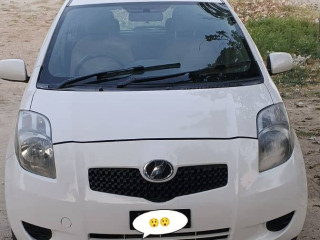 toyota-vitz-2007