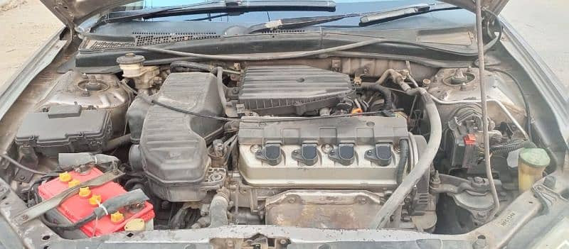 honda-civic-vti-oriel-16-prosmatec-2001-big-14