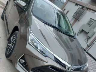 toyota-corolla-gli-2018-automatic