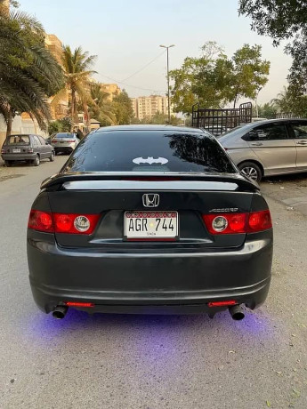 honda-accord-cl9-big-5