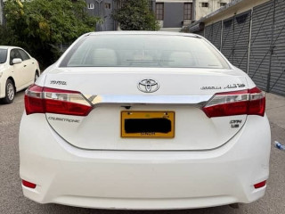 toyota-corolla-18-cruistronic