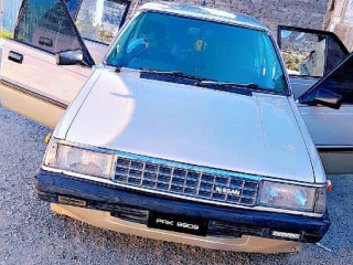 nissan-sunny-1985