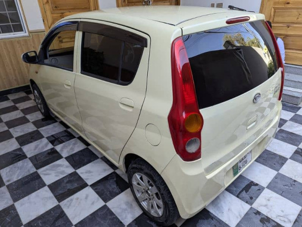 daihatsu-mira-2011-big-4