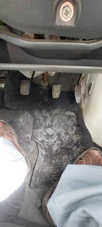 daihatsu-hijet-cargo-20062012-big-11
