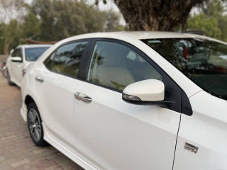 toyota-corolla-altis-2022
