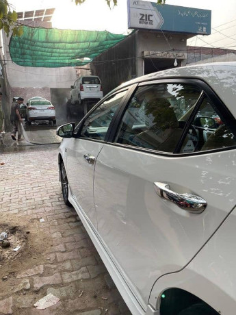 toyota-corolla-altis-2022-big-13