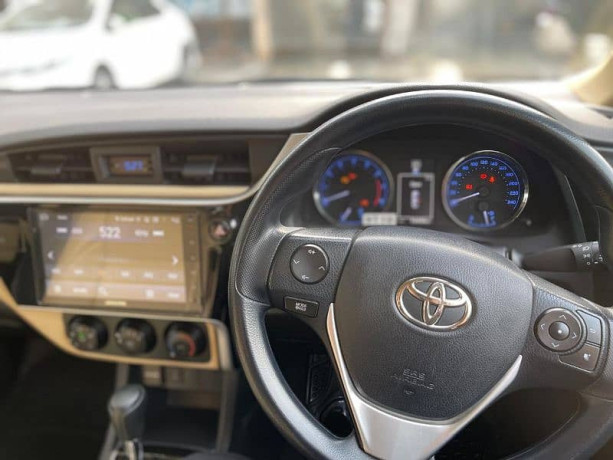 toyota-corolla-altis-2022-big-7