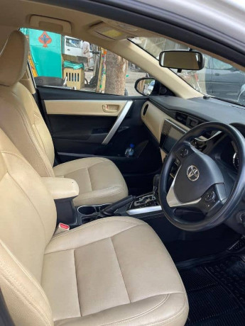 toyota-corolla-altis-2022-big-11