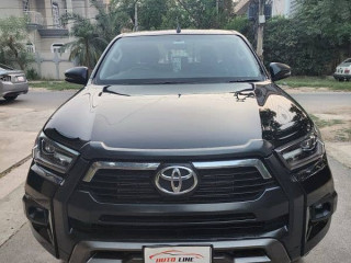 toyota-hilux-rocco-2022