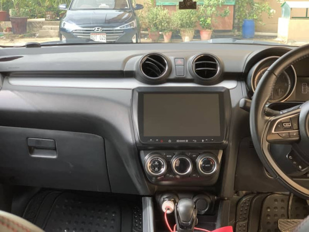 suzuki-swift-glx-cvt-big-8