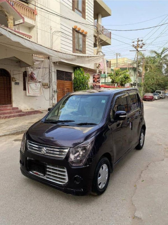 suzuki-wagon-r-2013-big-8