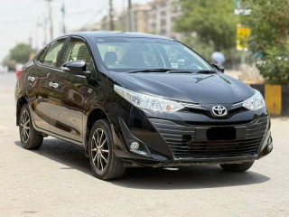 toyota-yaris-13-ativ-2021